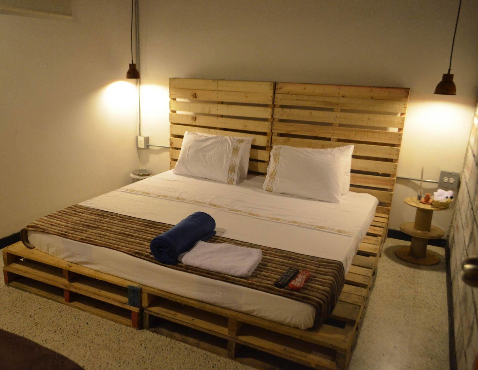 Hotel Boutique Stay Provenza เมเดยิน ภายนอก รูปภาพ