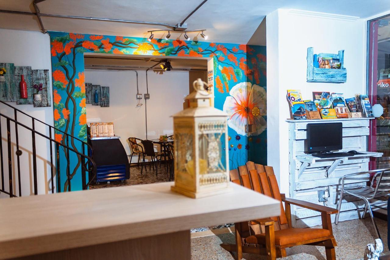 Hotel Boutique Stay Provenza เมเดยิน ภายนอก รูปภาพ